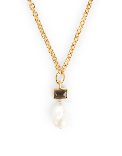 Gold Pendant Chain Necklace